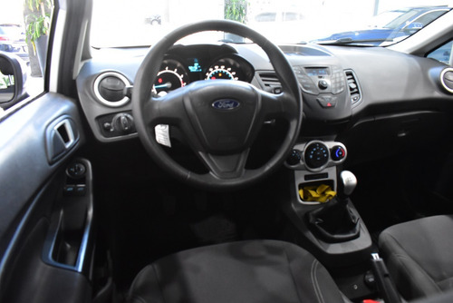 Imagen 18 de 22 de Ford Fiesta Kinetic Design 1.6 S 120cv Car-cash