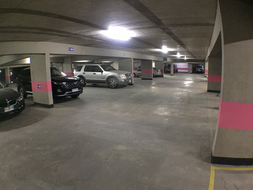 Imagen 6 de 9 de Arriendo Bodega De 14 Mtrs Cuadrados/ Mas Estacionamiento