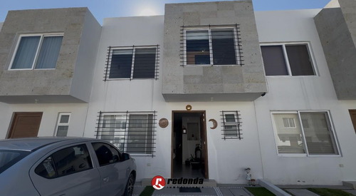 Casa En Residencial Tres Cantos