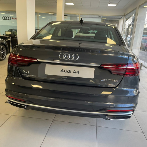Audi A4 2.0 40 Tfsi Front