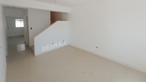 Imagen 5 de 20 de Town House En Urb. Sol Del Este, Pampatar