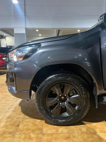 Toyota Hilux 2.8 Cd Srv 177cv 4x2 At