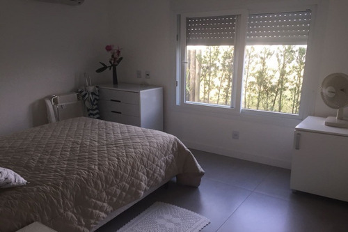 Imagem 21 de 28 de Casa À Venda Em Atlântida Sul - Ca01111 - 68083693