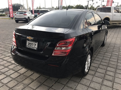 Imagen 11 de 15 de Chevrolet Sonic 4 Puertas