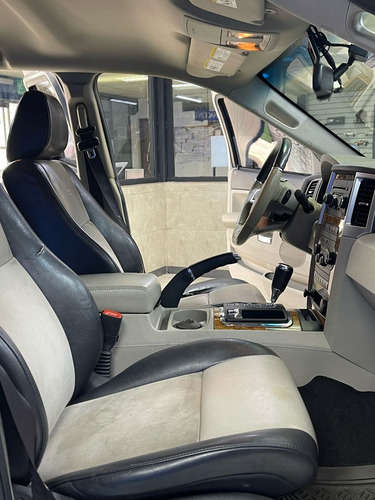 Jeep Grand Cherokee 2010