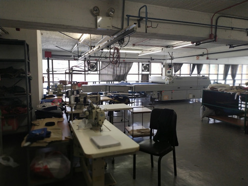 Imagen 17 de 18 de Venta En La Yaguara Fondo De Comercio Textil, Equipos Y Mobiliario Inf. Ms. Fda.varela 0424-1045413