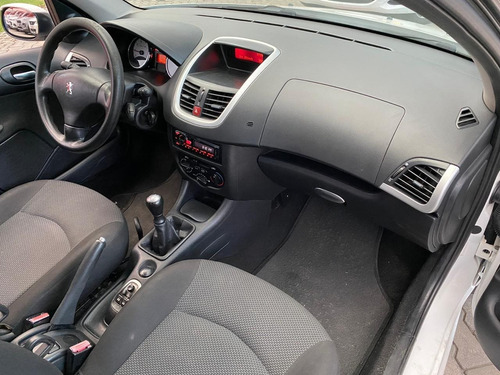 Peugeot 207 1.4 Xr Sport 8v Flex 4p Manual