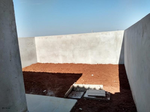Imagem 4 de 9 de Casa Para Venda Em Ponta Grossa, Uvaranas, 2 Dormitórios - Lflh - 04_1-1380943