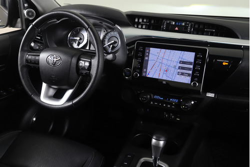 Toyota Hilux 2.8 Cd Srx 177cv 4x2 At