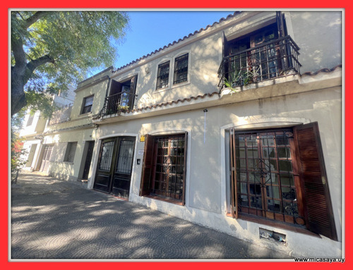 Venta Hermosa Casa Ph Al Frente, Parque Batlle, 3 Dormitorios, 3 Baños, Garage, Patio, Parrillero, Independiente, Sin Gastos Comunes, Orientación Norte, Divina