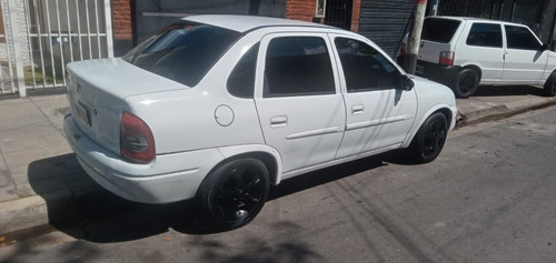 Imagen 5 de 13 de Chevrolet Corsa 2007 1.6 Super Pack Estilo