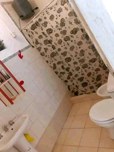 Vendo Casa Quinta Ubicada En Tomas Jofre - Mercedes Bs. As.