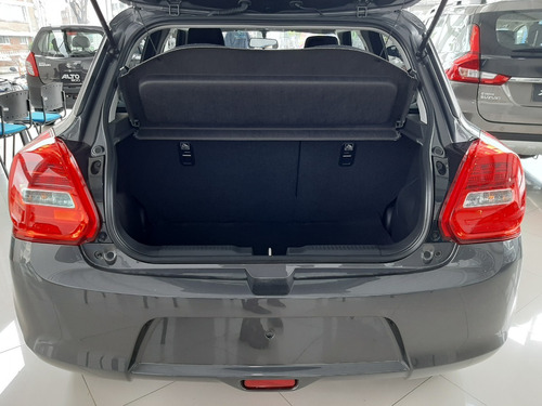 Imagen 11 de 13 de Suzuki New Swift Híbrido Motor 1.2cc Modelo 2022