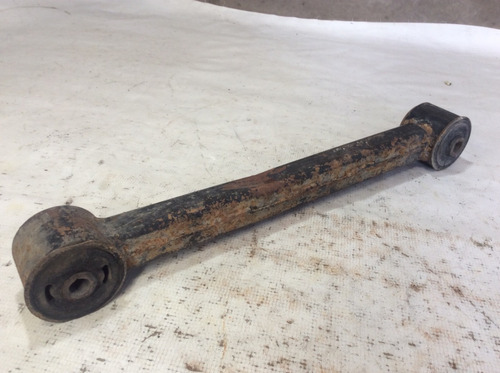Brazo 2 Trasero Derecho Jeep Liberty 4x2 3.7 Aut Mod 08-12 (Usado)