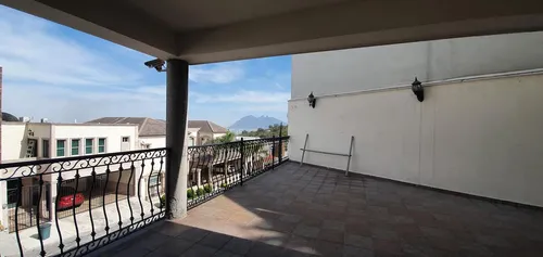 Ofrezco Venta De Casa En Cumbres 5to Sector