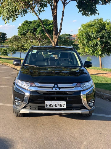 Imagem 5 de 10 de Mitsubishi Outlander