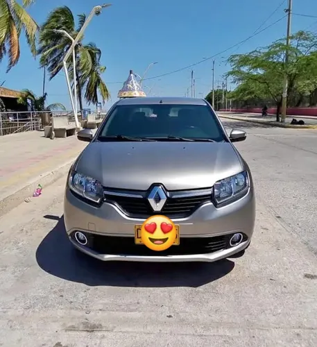 Renault Logan 1.6 Privilege / Intens