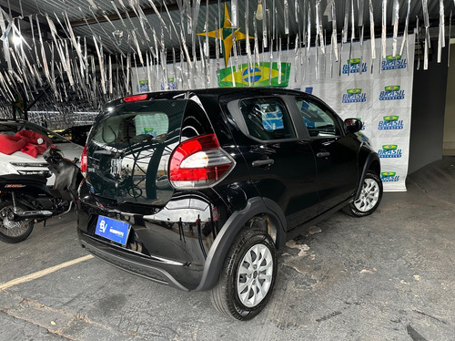 Fiat Mobi 1.0 8V EVO LIKE.