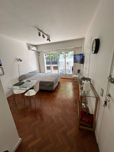 Venta Monoambiente Recoleta Con Balcon Al Frente