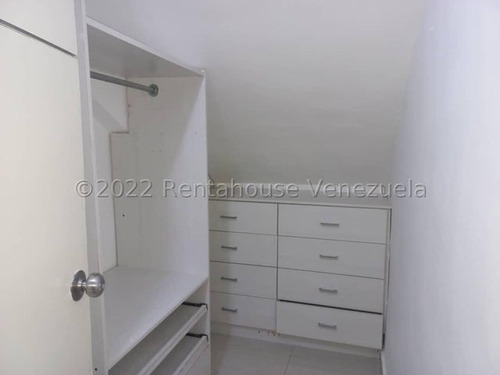Imagen 26 de 30 de Townhouse En Venta De Concepto Abierto Moderno Con Exclusivas Areas Sociales Piscina Caminerias Y Parques Infantiles Cocina Con Tope De Granito Totalmente Equipada El Rincon Naguanagua