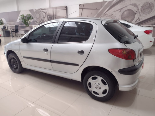 Imagen 9 de 11 de Peugeot 206 1.9 Diesel Usado Tm