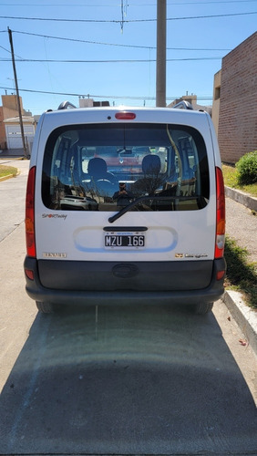 Imagen 4 de 19 de Renault Kangoo 2013 1.5 2 Dci Sportway Abcp Lc