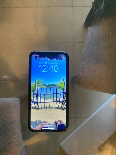 Apple iPhone 11 (128 Gb) - Negro (Usado)
