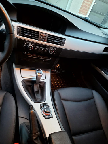 BMW Serie 3 2.0 320i Sedan Executive
