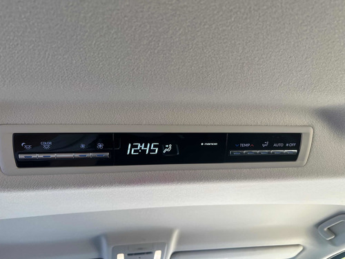 Imagen 11 de 12 de Toyota Hiace 2022 2.8 Tdi Wagon 6at 10a