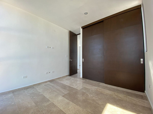 Oficina (a2) En Venta En Attico 33 En Montebello
