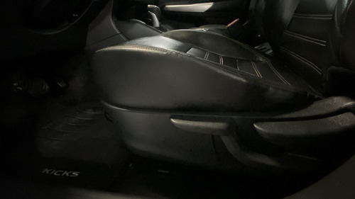 Imagen 13 de 15 de Nissan Kicks 2019 1.6 Exclusive At