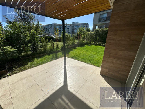 Departamento Con Jardin De 2 Dormitorios En Venta En Vilahaus, Pilar