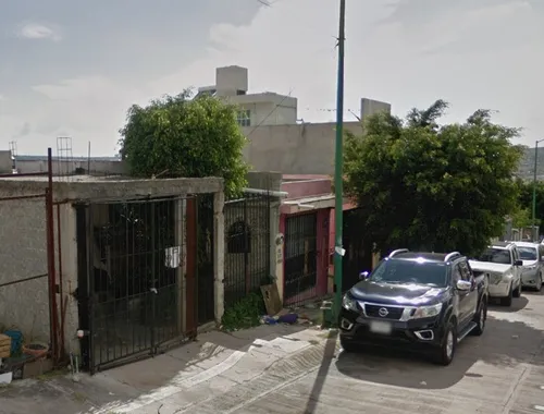 Sk17 Hermosa Casa En Venta, En Excelente Estado Ideal Para Iniciar Tu Patrimonio En La Ermita Leon Gto, Pago Accesible En 2 Exhibiciones, Solo Recursos Propios. No Infonavit
