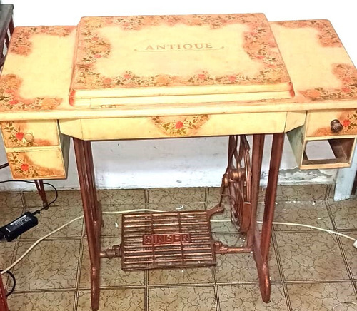 Maquina De Coser Antigua Singer- Impecalbe- Usada Negro (Usado)