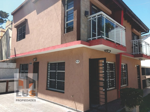 Duplex  Moderno!!, Con Cochera  Y  Parrilla Zona Centro