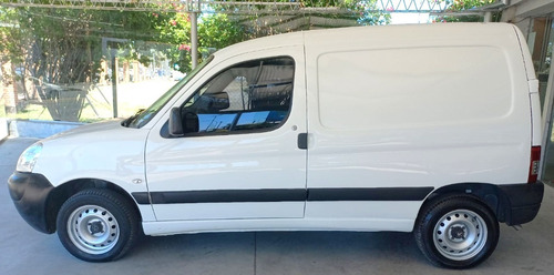 Imagen 11 de 17 de Peugeot Partner Furgon Motor Nafta 1.4 Con Gnc