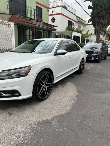 Volkswagen Passat 2.5 Tiptronic Comfortline At