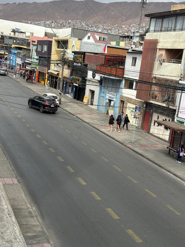 Excelente Oportunidad De Negocio. Local En Esquina
