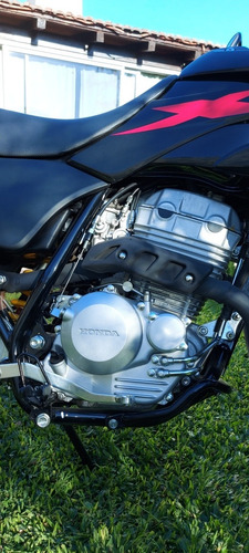 Imagen 8 de 16 de Honda Xr 250 Tornado 2020