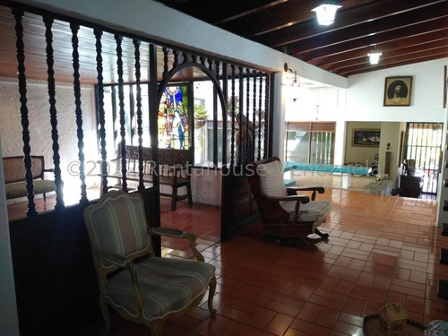 Imagen 3 de 20 de Lmgc Vende Espectacular Casa En Prados Del Este Cod: 22-23375