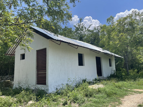 Venta De Finca De 103 Hectáreas A 24 Km De Mérida