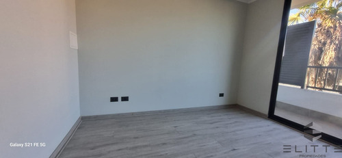 Departamento En Venta De 1 Dormitorio En El Parrón