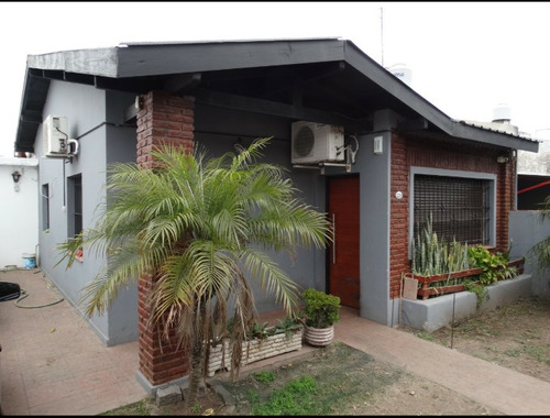 Chalet En Venta En Jose C Paz