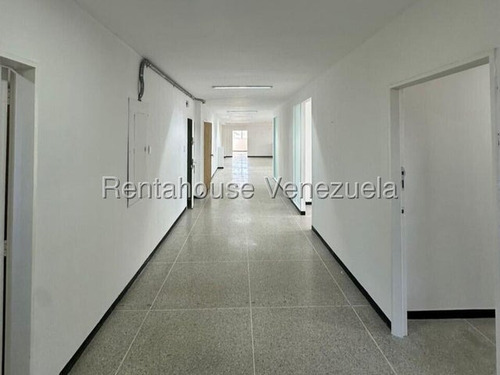 Planta Industrial En Alquiler En La Urbina 25-21986