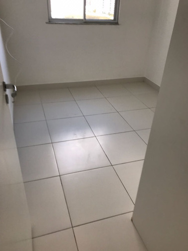 Imagem 11 de 14 de Cond Colinas De Piatã 50m2 Piatã