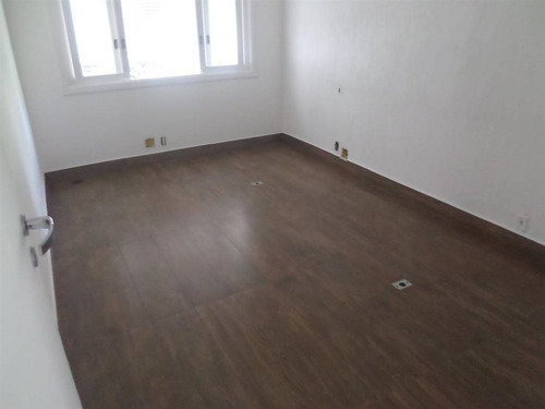 Imagem 16 de 30 de Lindo Sobrado Comercial Para Voce Montar Sua Empresa Bem Localizado Num Dos Melhores Lugares De Santos Bem Dividido E Com Espaço De Sobra - Hm2654