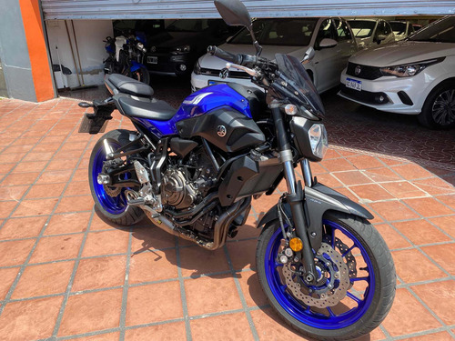 Imagen 2 de 21 de Yamaha Mt 07 2017 Vtv 14.000 Kms Akrapovic Accesorios
