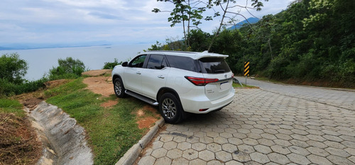 Toyota Hilux SW4 2.8 Srx 177cv 4x4 7as At