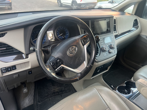 Toyota Sienna 3.5 Xle V6 Qc At