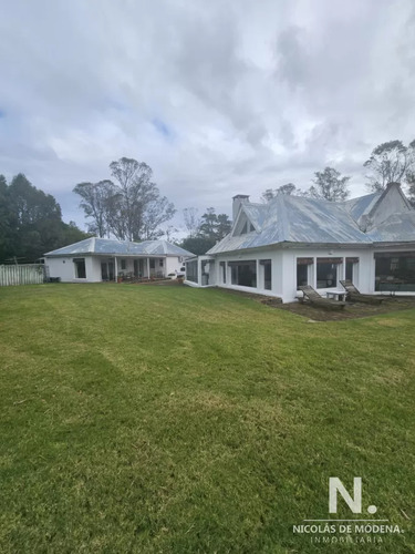 Casa De Gran Tamaño En Venta